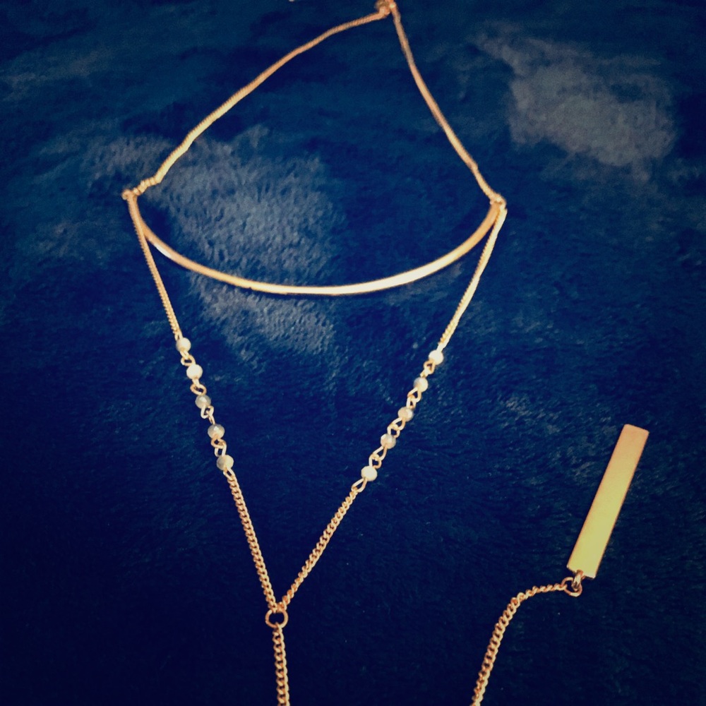 Drop Necklace in Gold with Blue Stones